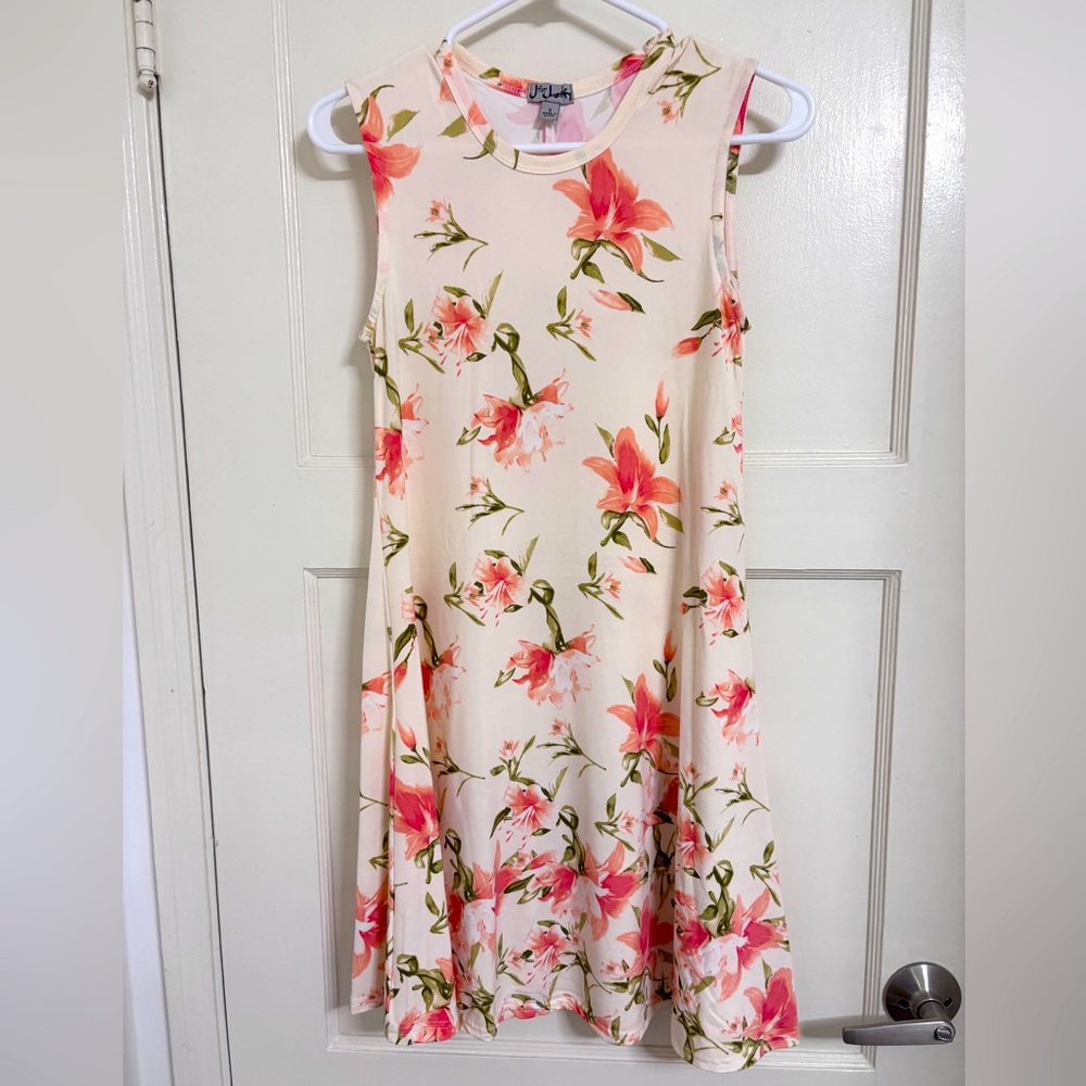 Super Soft Floral Aline size Smalll